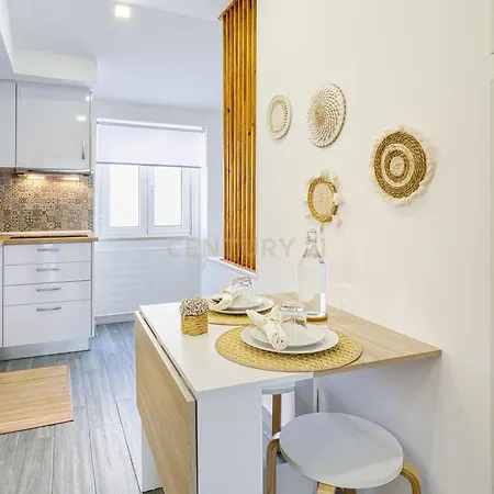 Loftnazarewaves 2 Apartament *